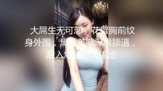 长相甜美新人粉穴多毛美女跳蛋自慰诱惑，揉捏奶子近距离特写掰穴，跳蛋震动肉肉粉穴几下就出水，呻吟娇喘非常诱人