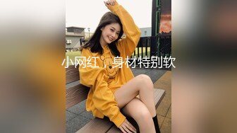 蓝色长裙网红脸外围妹 揉捏奶子撩起裙子扣穴  埋头深喉抗腿猛操  站立扶腰后入撞击