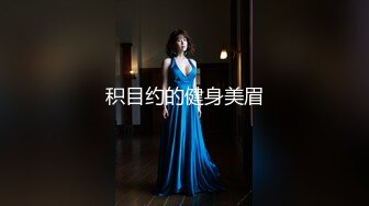 半夜跑职高女宿舍打手电筒掀女生被子扒衣服偷拍熟睡中女生的奶子和逼